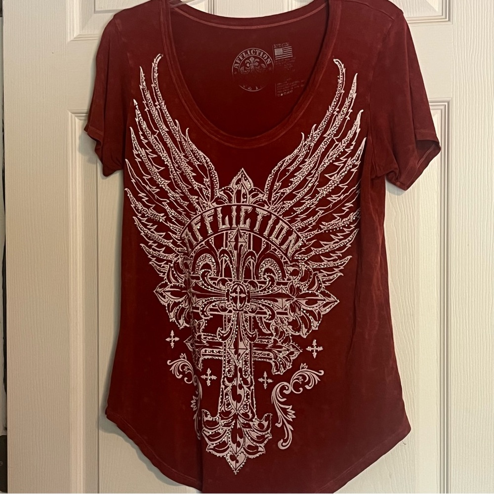 Affliction ENLIGHTENMENT distressed size med runs bigger WING SPREAD